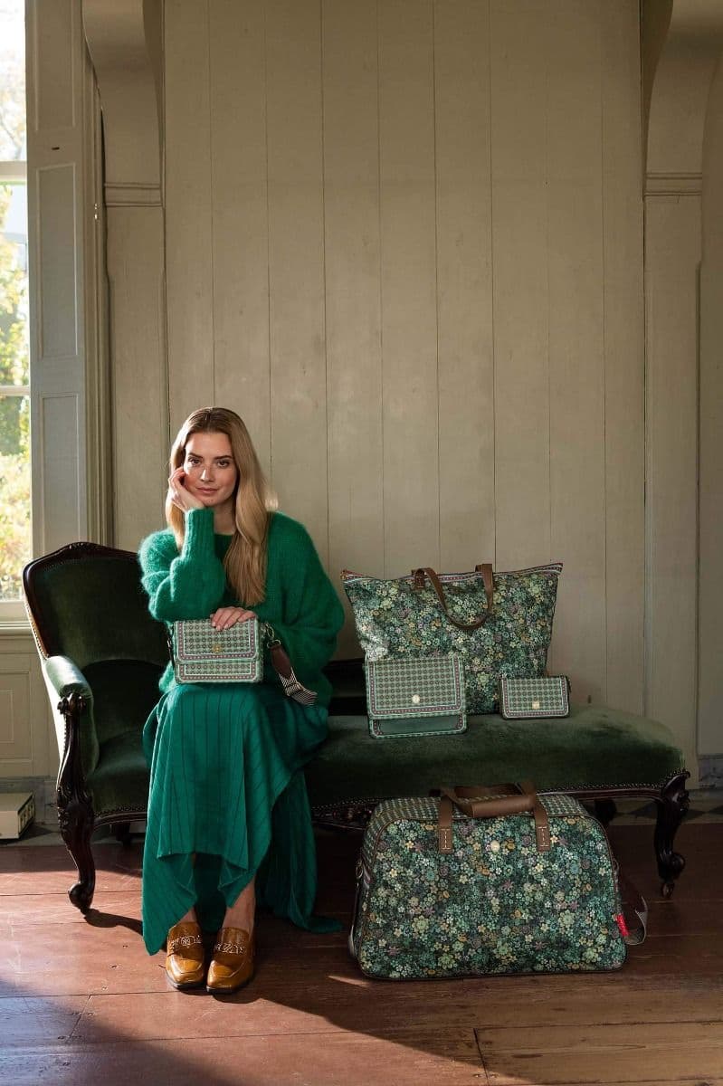 pip_studio_bags_fw2023_green_02_lr_2.jpg